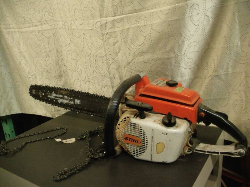 24 STIHL Chain saw