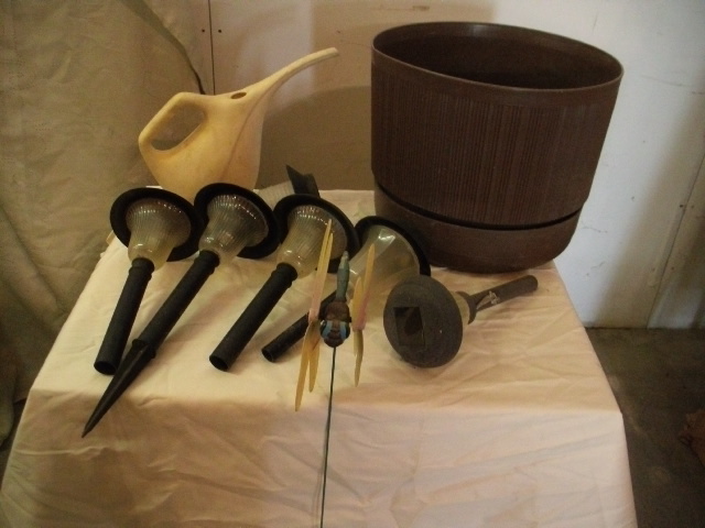 Solar Lights, Flower Pot, Watering can