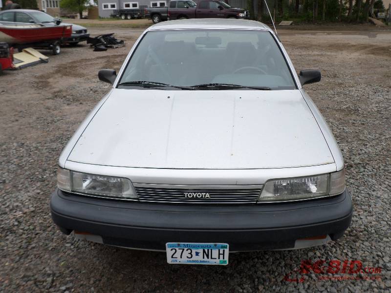 1990 Toyota Camry DX, Automatic Tra...