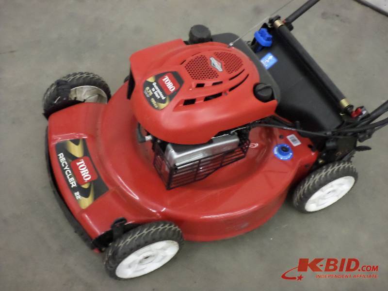 Toro Personal Pace Recycler 22 Law...