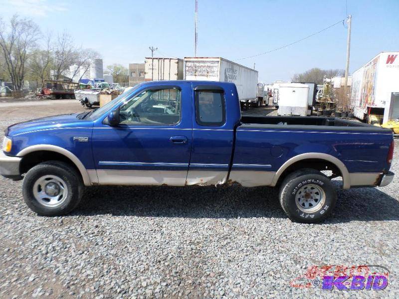 1997 Ford F.150 XLT Three-Door Exte...