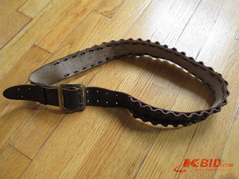 Vintage Leather gun belt, 36 top gr...
