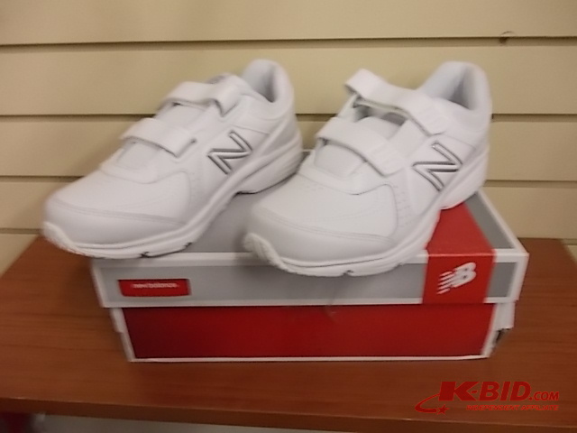 New Balance Walking Shoe - Size 7-12