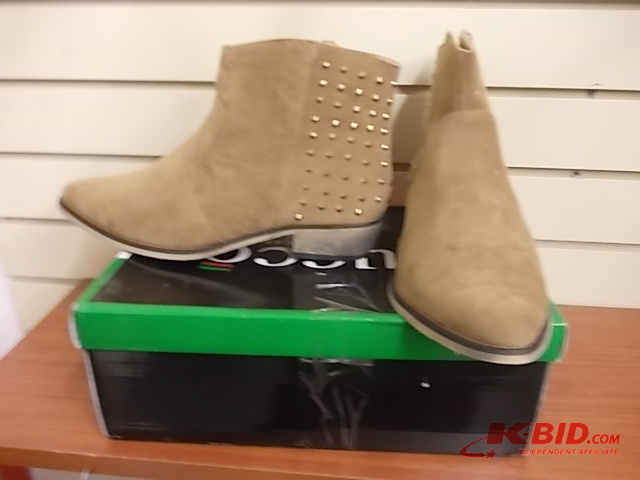 Bucco Alexis Studded Boot - Size 8-12