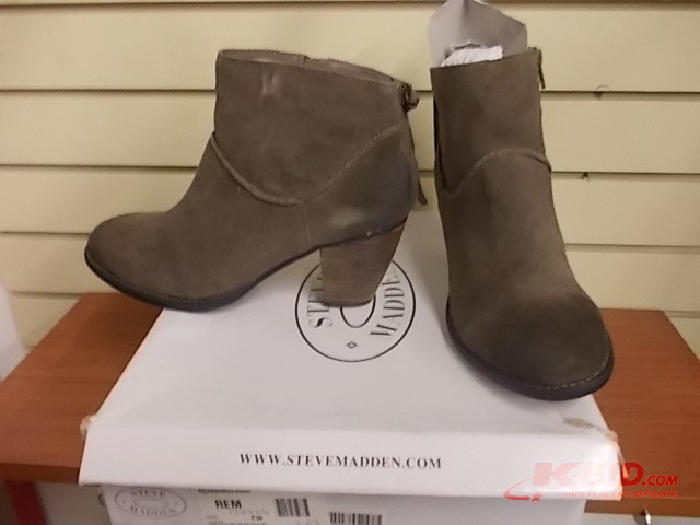 Steve Madden Boot - Size 8-12