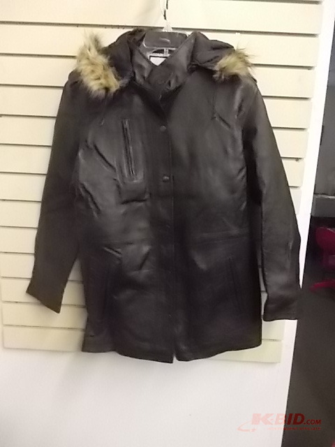 Ladies Size L - Leather Jacket (Snaps But No Zip)
