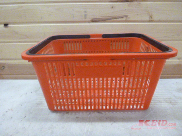 lot 18 image: Basket