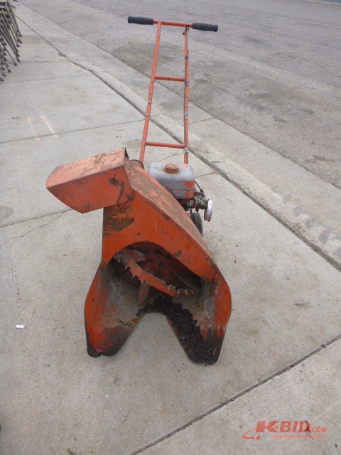 lot 62 image: Vintage Snow Blower