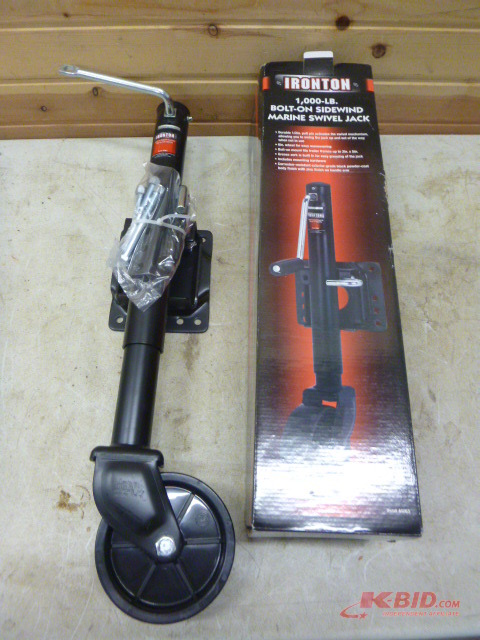 lot 73 image: Ironton Bolt-On Sidewind Marine Swivel Jack