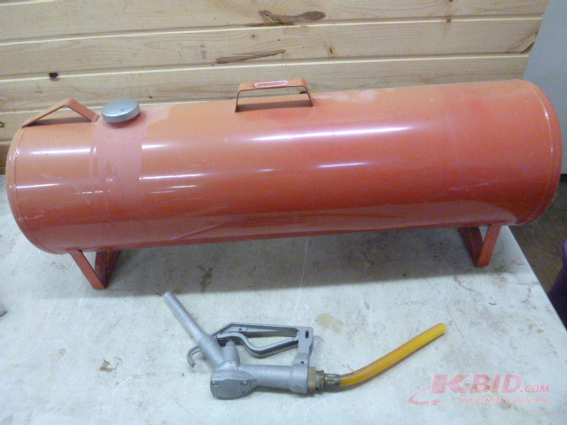 lot 79 image: Portable Gas Tank