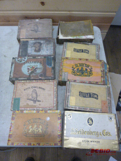lot 101 image: 10 Cigar Boxes