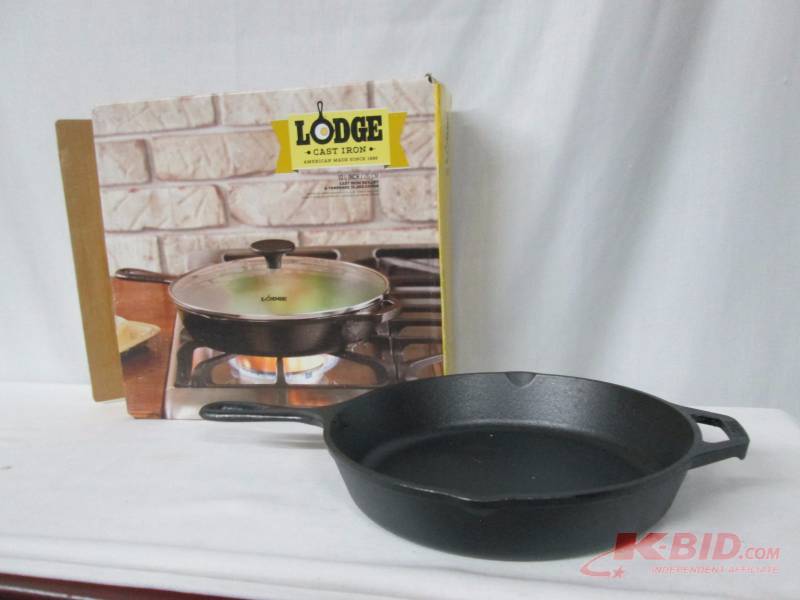 Lodge 10 Cast Iron Skillet