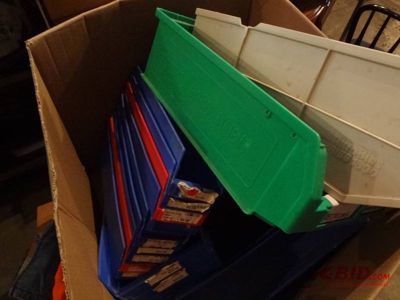 Lot of Plastic Containers