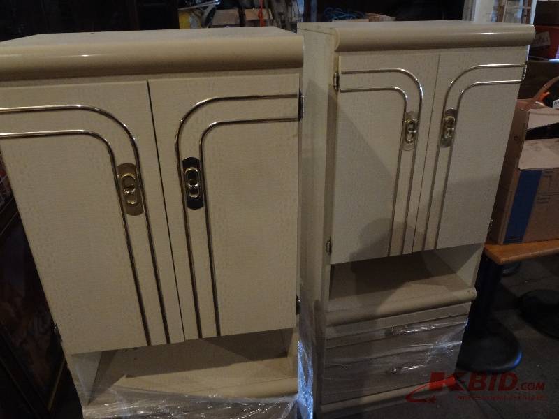 Exotic Gator Print Bedroom Set