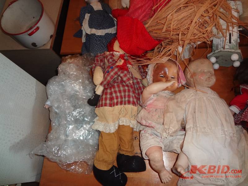 Antique Dolls
