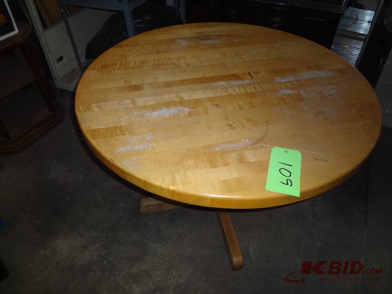 Butcher Block Round Table