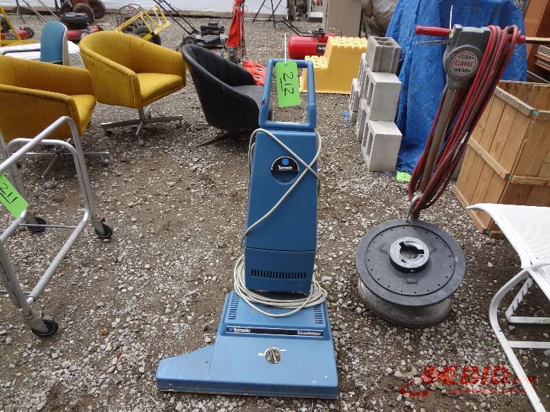 Tornado Carpet Keeper