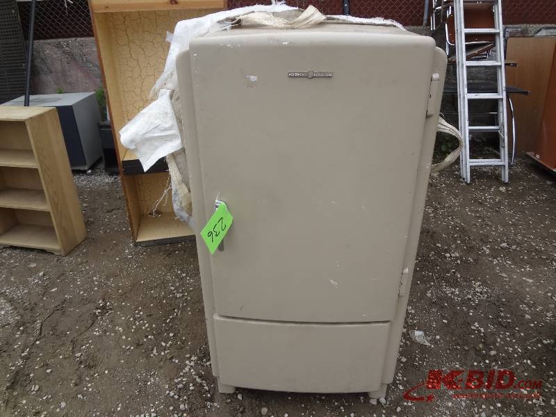 Old GE Fridge
