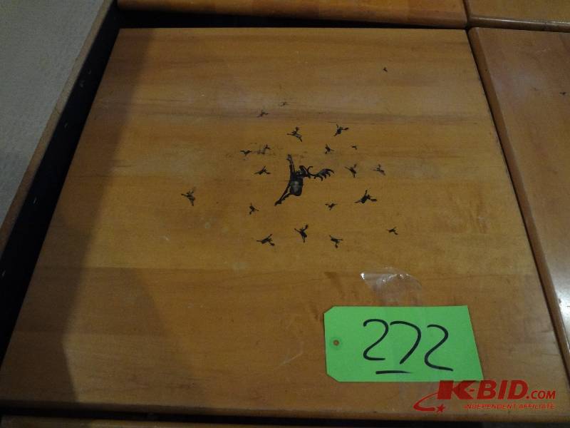 �Moose� Table