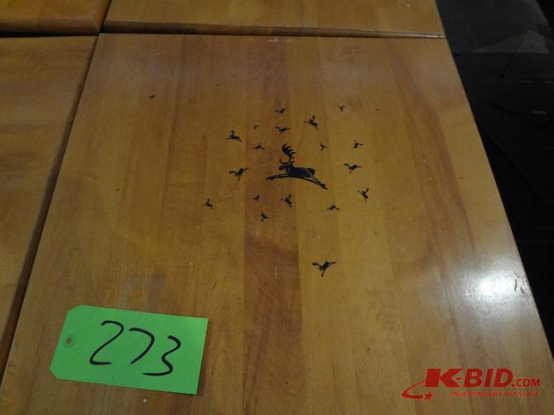 �Moose� Table