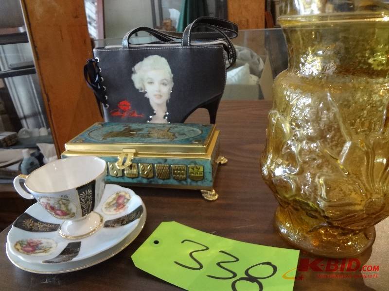 Marilyn Stiletto Handbag