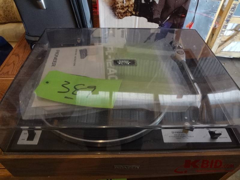 Vintage Pioneer turn table