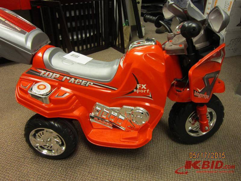 Lil Rider Top Racer Sport Bike 6-Volt Battery-Powered Ride-On, Red