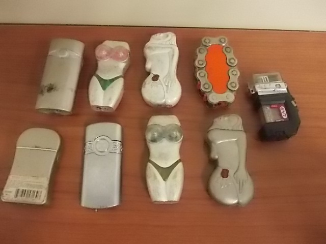 lot 2 image: 9-Novelty Butane Lighte