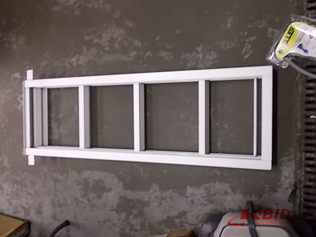 lot 71 image: Slide-Out Pontoon Ladder