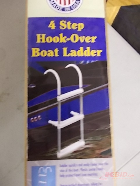 lot 72 image: 4-Step Hook Over Boat Ladder