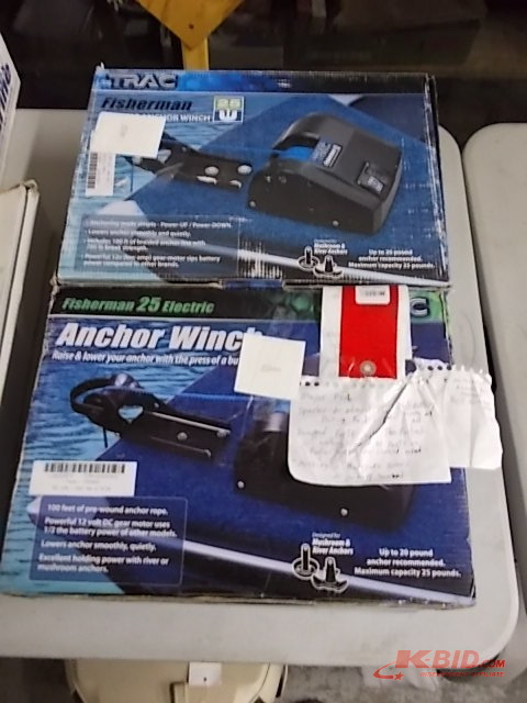 lot 83 image: 2-TRAC Anchor Winch (For Parts Or Repair)