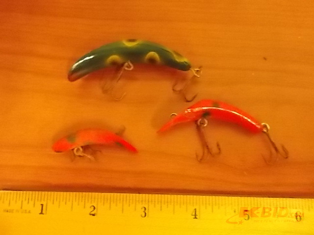 lot 26 image: 3-Spotted Lures (1-F5)