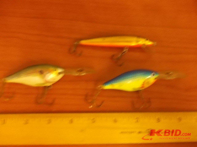 lot 36 image: 3-Rapala Lures