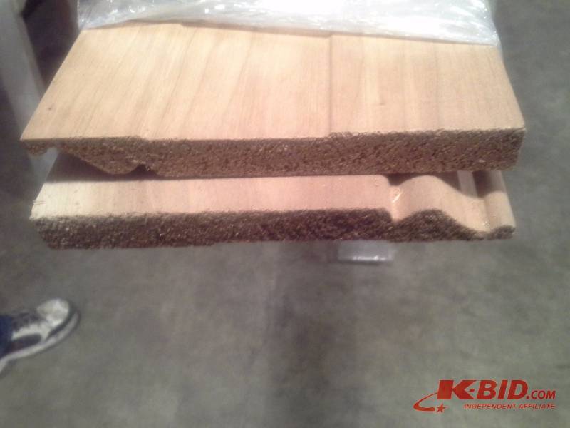 30 (running feet) 3pcs Cherry Base Moulding