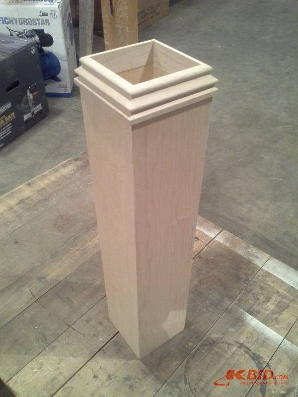 Newel Sleeve (Maple)