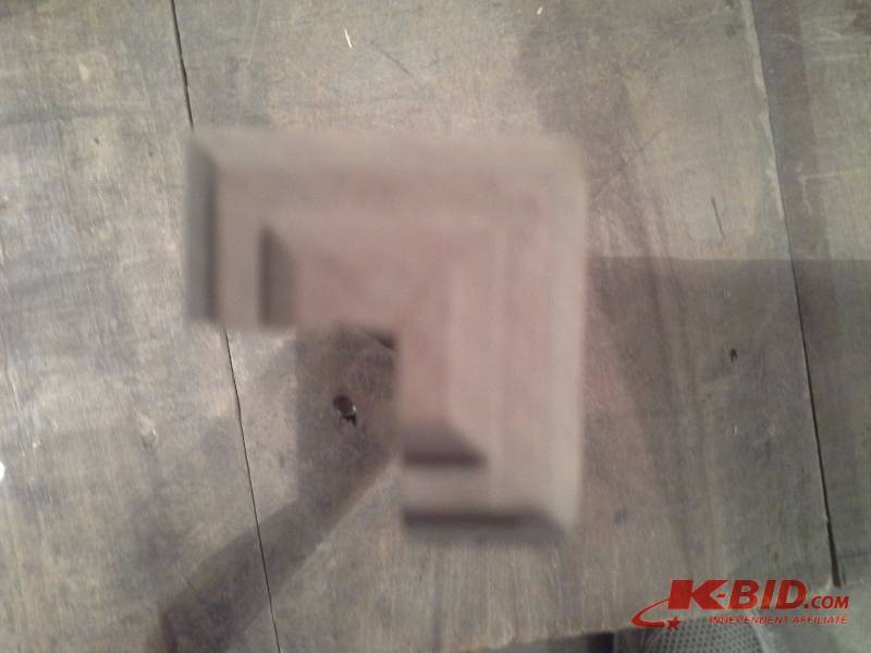 10 - Outside Corner Pieces (Maple)