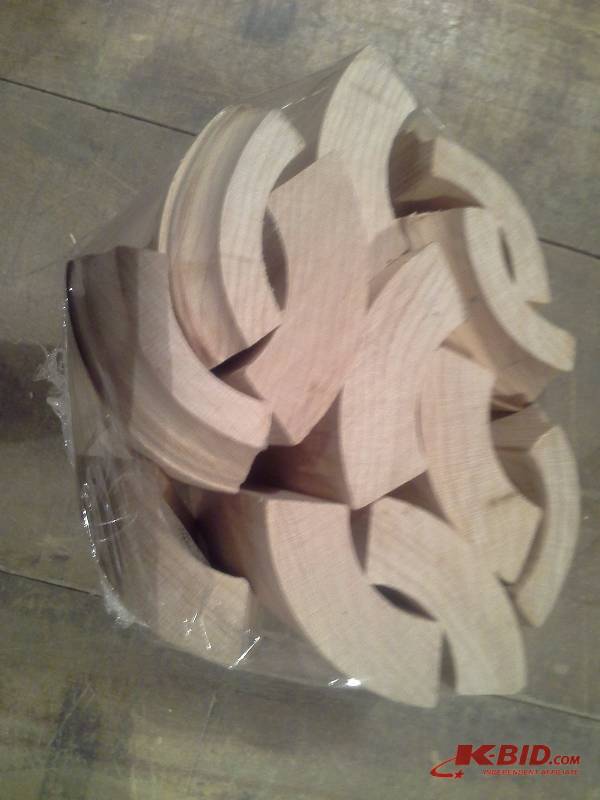 12 - Maple Bullnose Quarter Rounds
