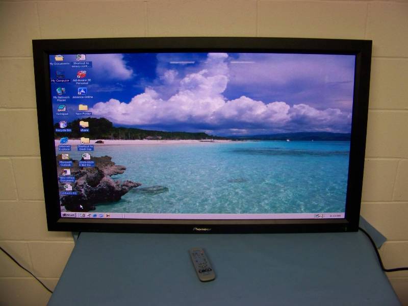 50, Pioneer, Plasma, Flat Panel Monitor  Display with Remote Control