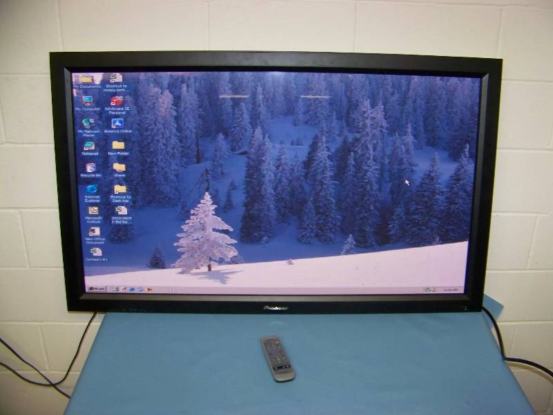 50, Pioneer, Plasma, Flat Panel Monitor  Display with Remote Control