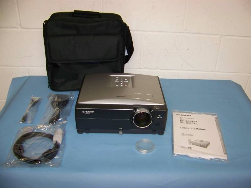 Sharp, XG-C435X, LCD Projector with Travel Bag and Cables