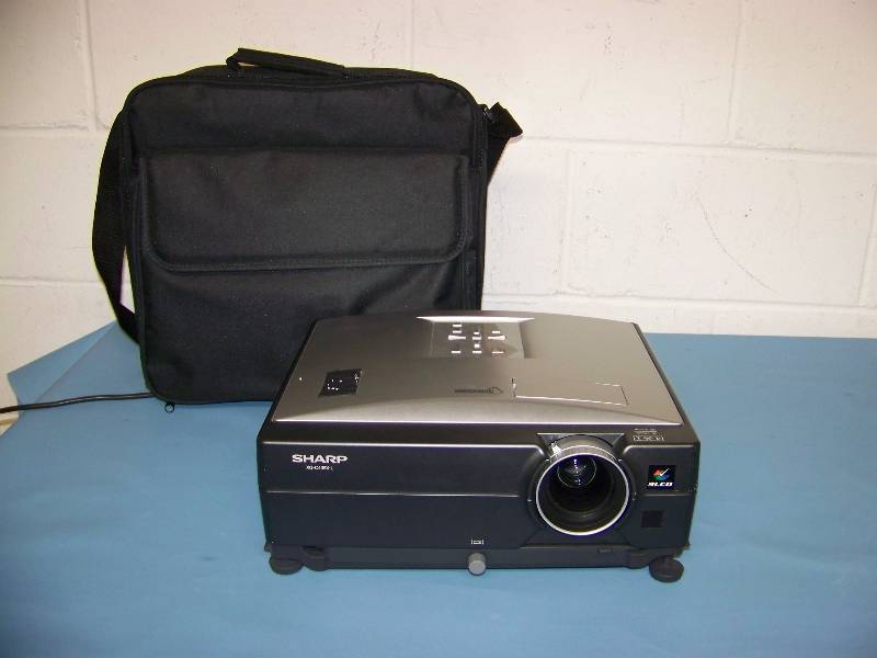 Sharp, XG-C435X-L, LCD Projector with Travel Bag