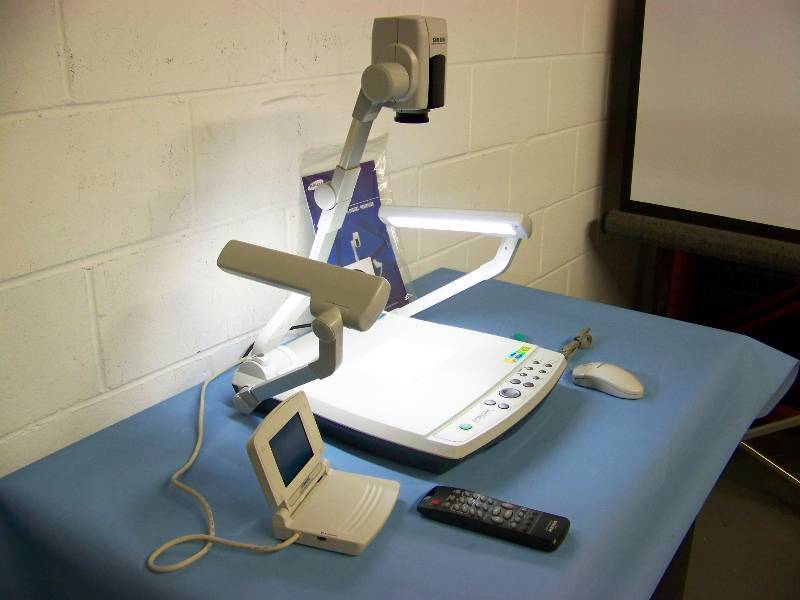 Samsung, Digital Presenter  Document Camera with Display Screen, Mouse, Remote and Case