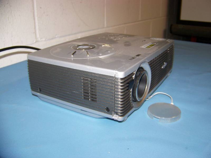 Sanyo, PLC-SW35, LCD Projector