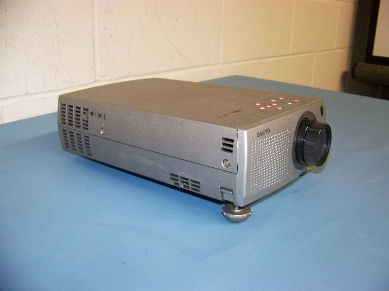 Sanyo, PLC-SW15, LCD Projector