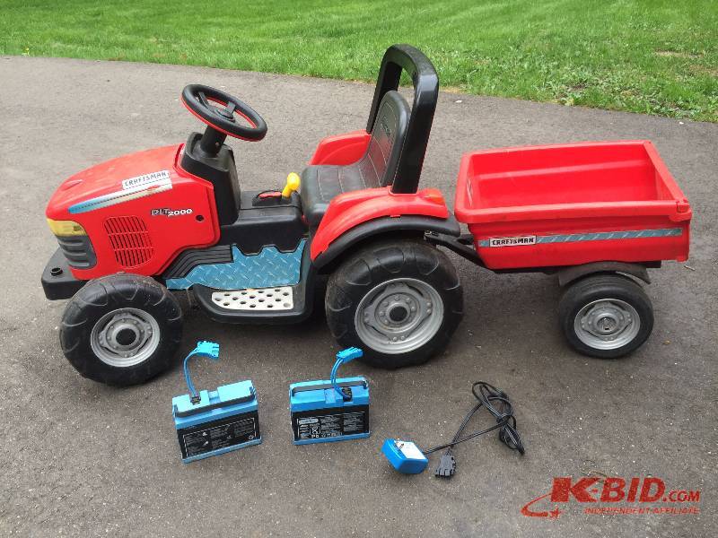 Peg Pergo - 12volt Tractor w 2 Batteries