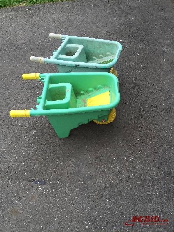 2 - Kids wheel barrow