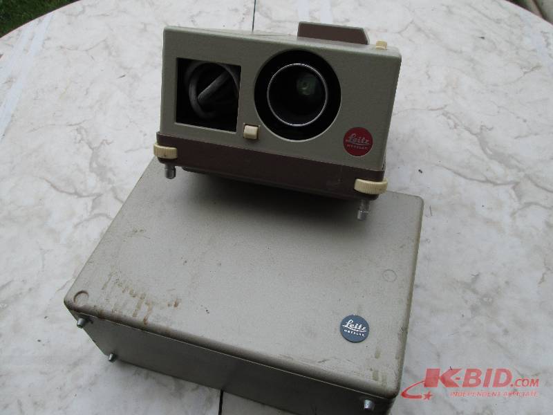 lot 10 image: Leitz projector...