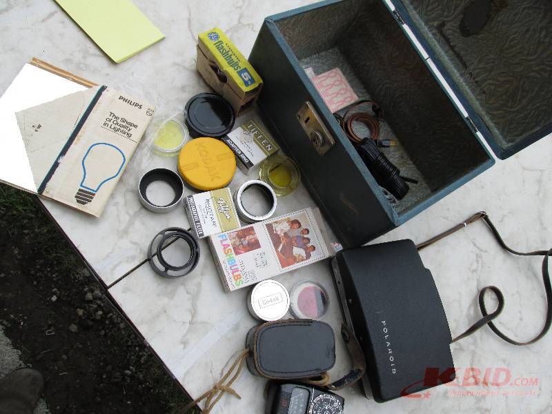lot 11 image: Vintage Polaroid camera with access...