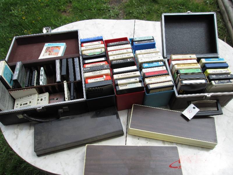 lot 28 image: Lot of assorted 8 Track and cassett...