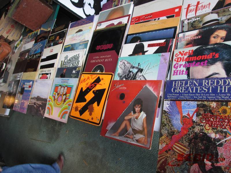 lot 47 image: Lot of assorted vinyl records, see ...